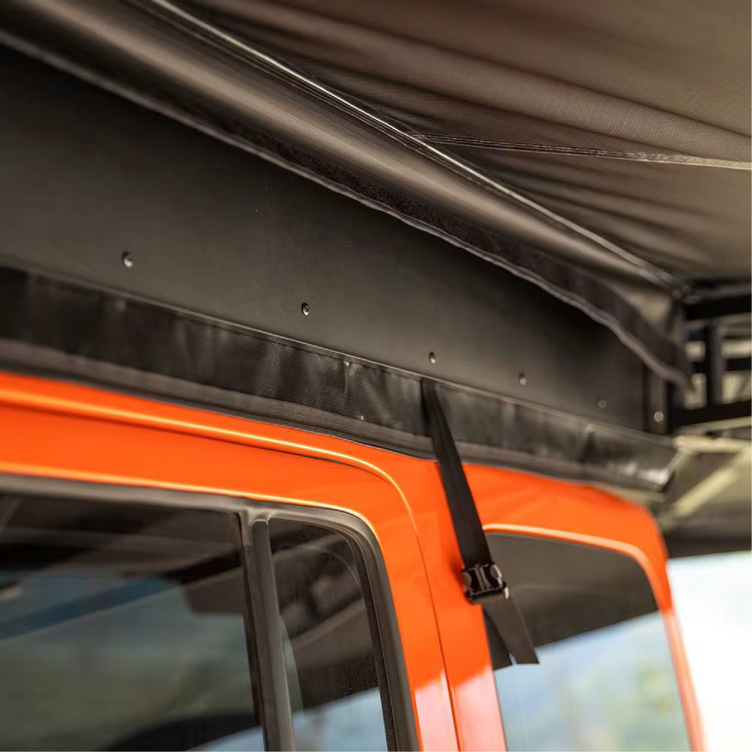 270 Awning Full Cover 2.5x2.5m Round Heavy Duty Stand Free with Powerful LED Strip