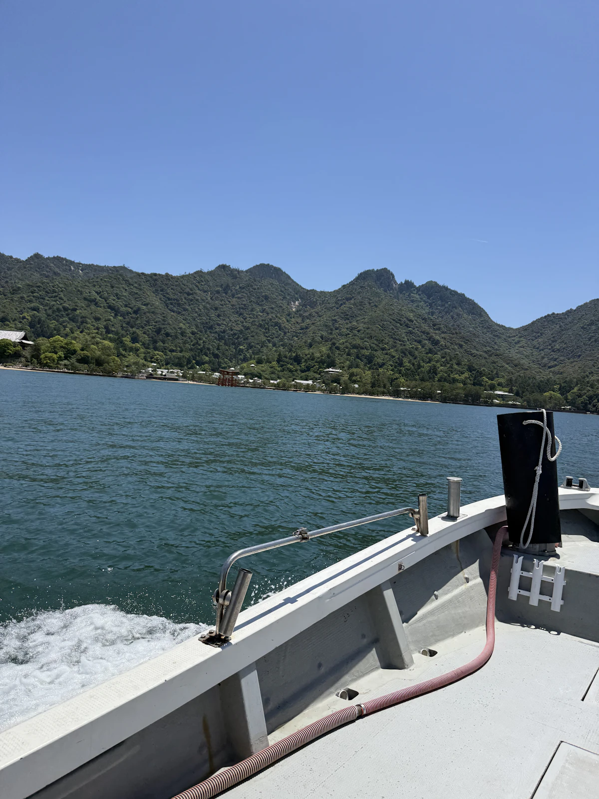 全国放送番組｜宮島 空撮／船上運用・チーム撮影