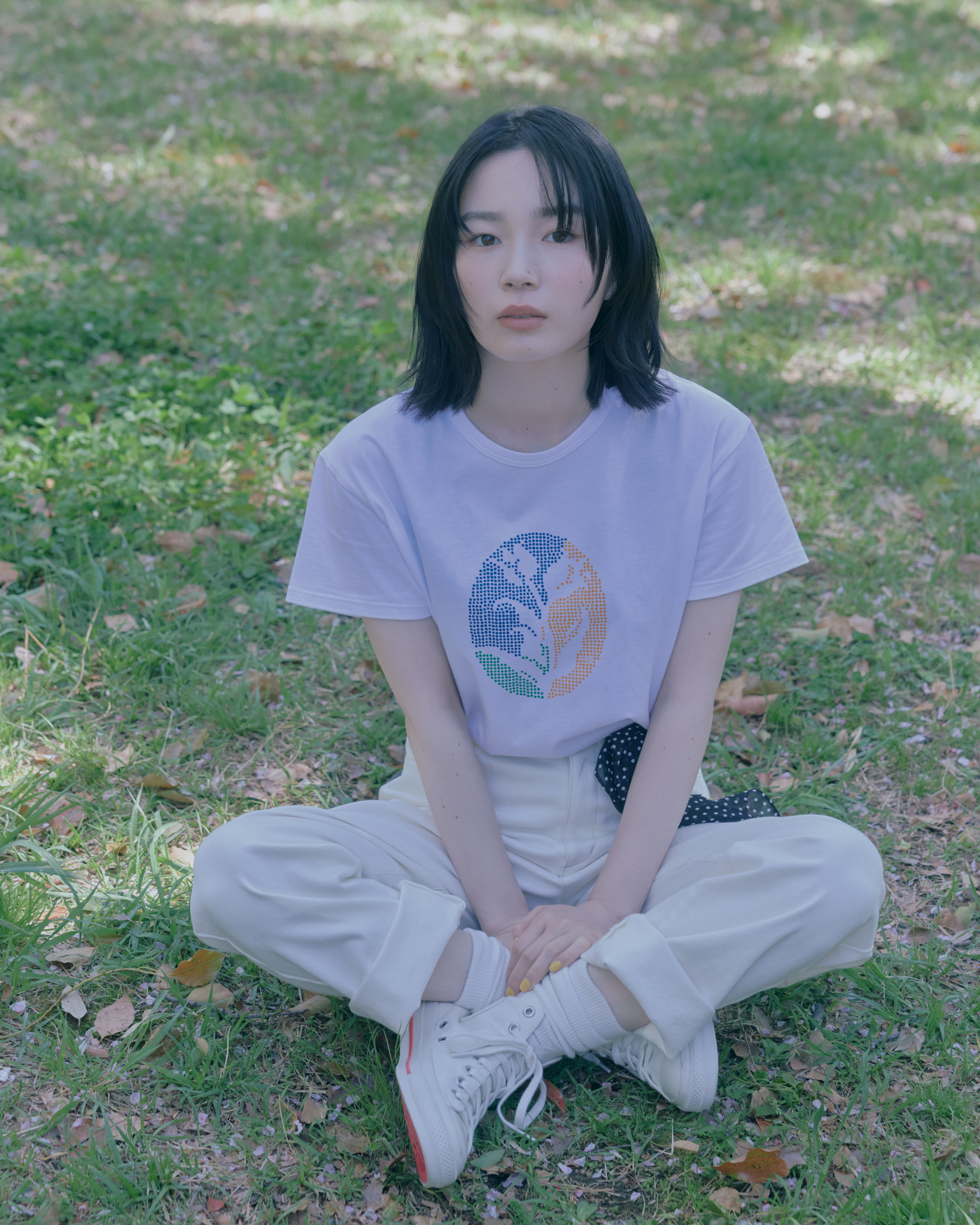 Agnes b、アーティストとコラボしたオブジェ O 18 To b. by agnès b. アーティストコラボT｜作品｜説明と脱線