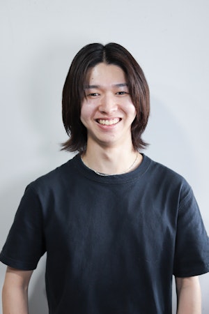 小室　柊翔