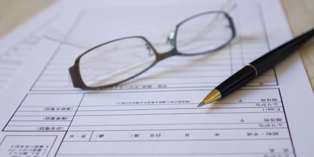 職務経歴書の退職理由・転職理由の書き方(例文付)|ケース別の書き方解説!