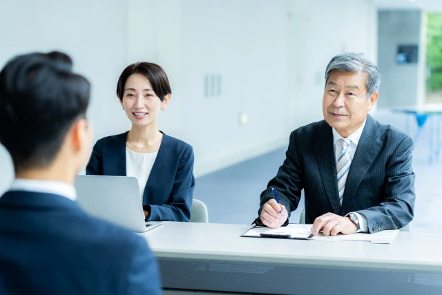 二次面接を行う面接官