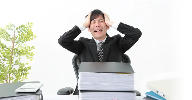 書類管理や持ち運びがネックとなり忘れ物・紛失物が増加しがち