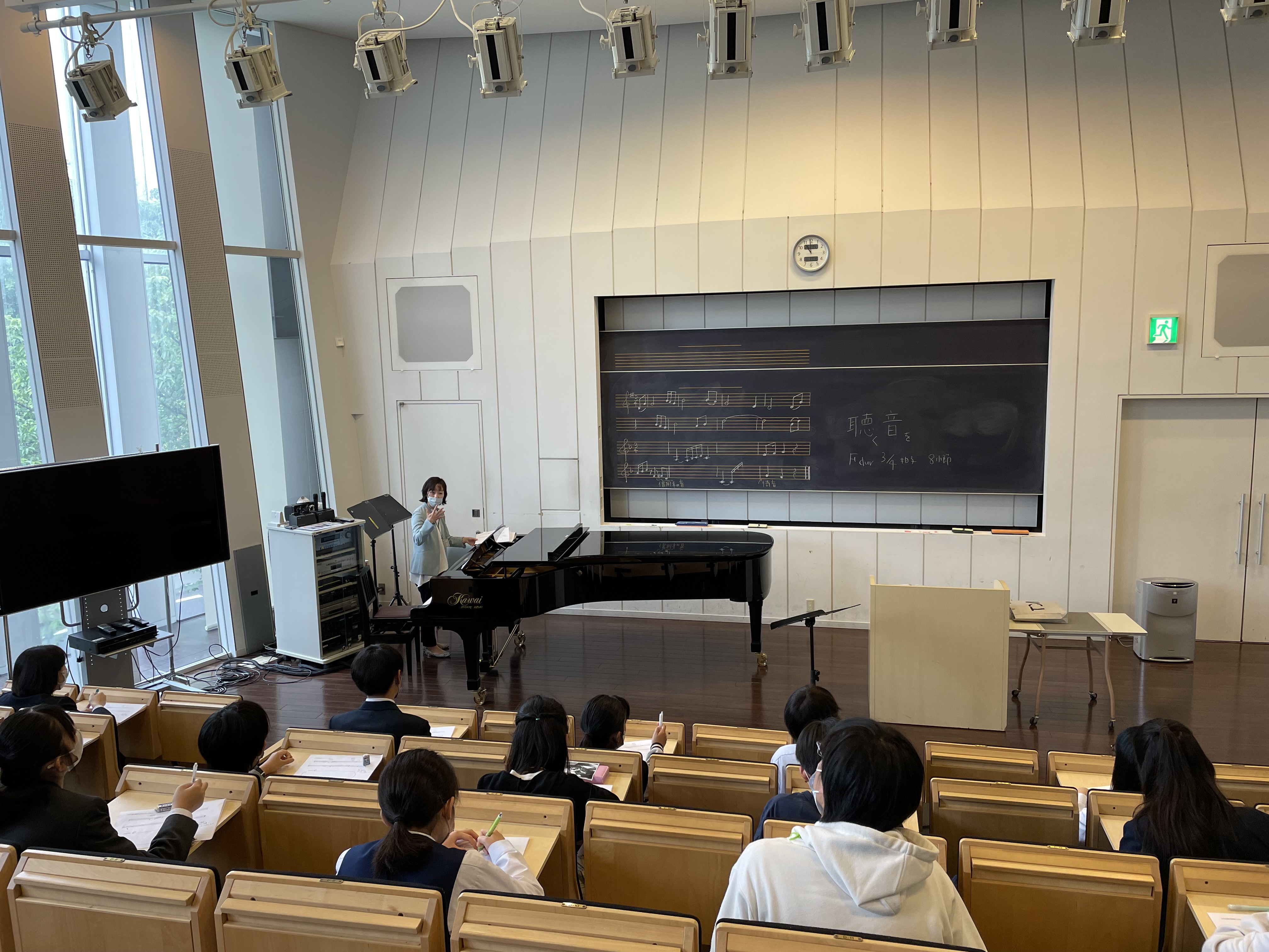 【春学期無料体験会の申し込み方法】  　申込受付期間：5月8日（木）～5月23日（金）  　このWebサイトの《お問い合わせ》⇒各種申し込み ⇒無料体験会よりお申込みいただくか、電話（03-3988-6214）にてお申込みください。