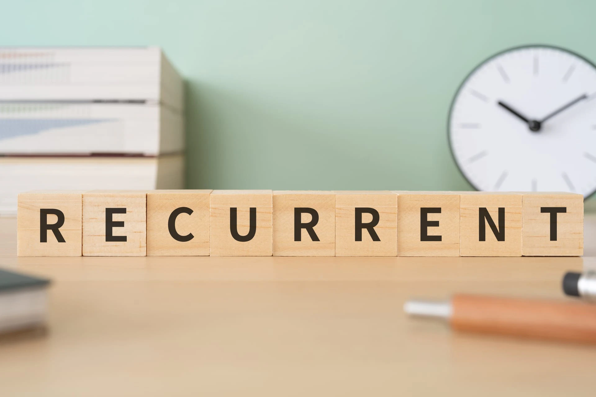 リカレント教育とは?仕事に必要な知識や技能を学び直す重要性