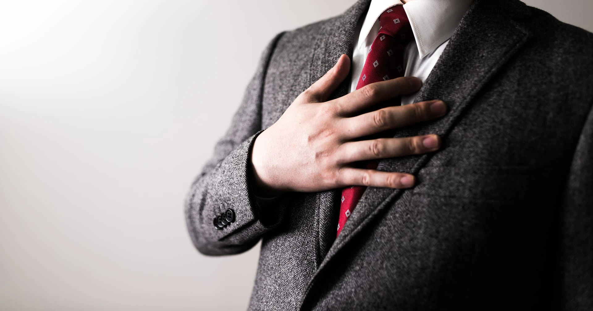 相談役とは? 役割から顧問や役員との違い、メリット・注意点を解説