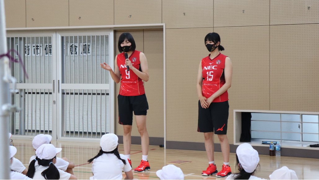 川崎市立川中島小学校にて「ふれあい教室」を実施しました！ ニュース NECレッドロケッツ川崎公式サイト