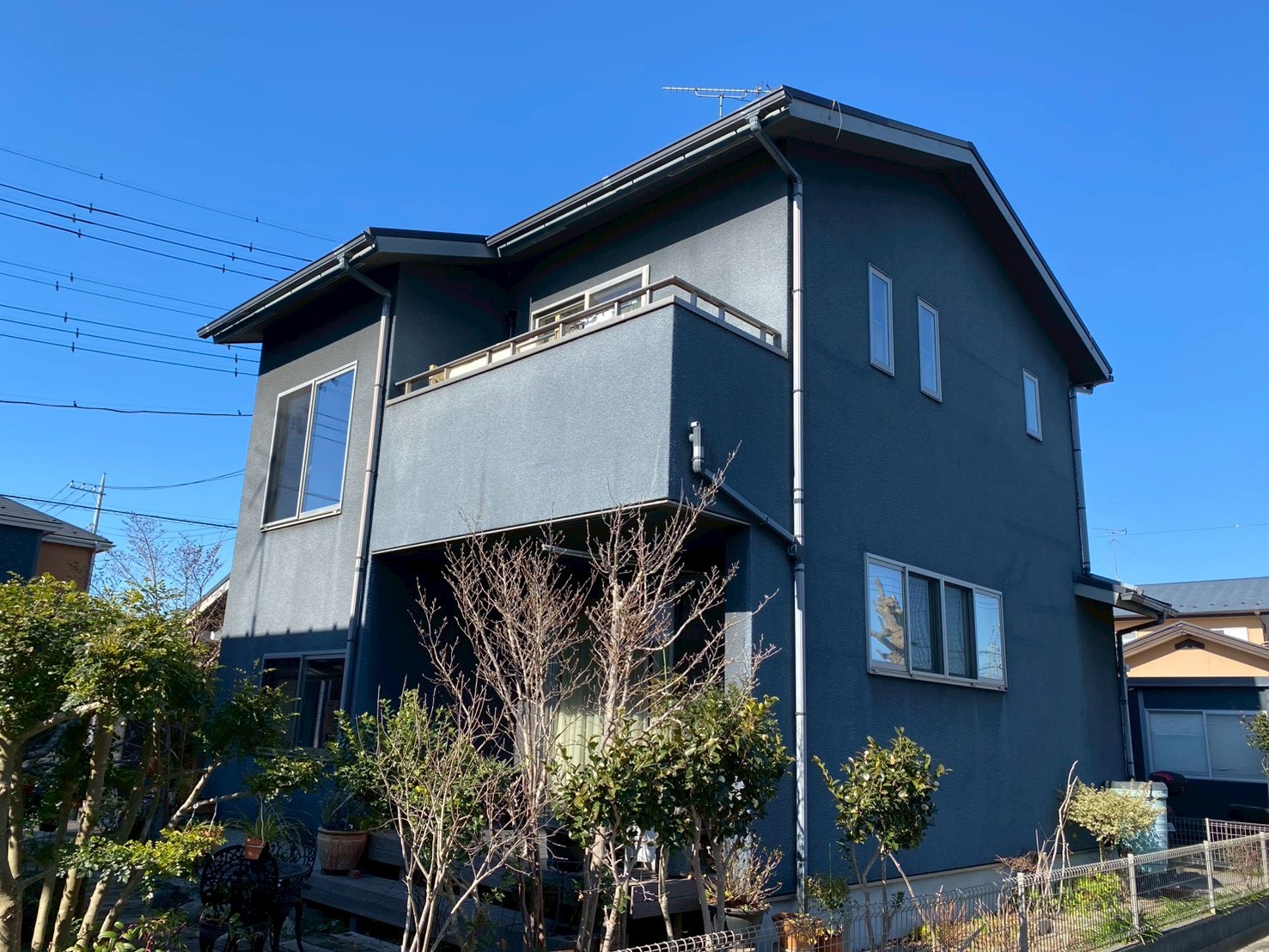 草加市⻘柳|外壁塗装‧屋根カバー⼯事‧⾬樋交換⼯事 施⼯事例