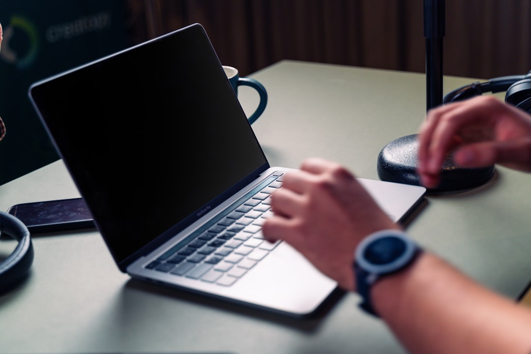 爆速開発の未来！AIエージェントと協業する「Cursor 3」が開発ワークフローを激変させる