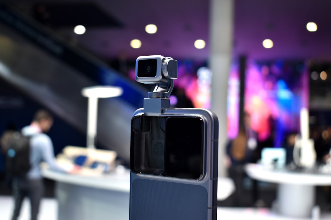 Holo3がデスクトップ操作を自動化！AIエージェント開発の新常識