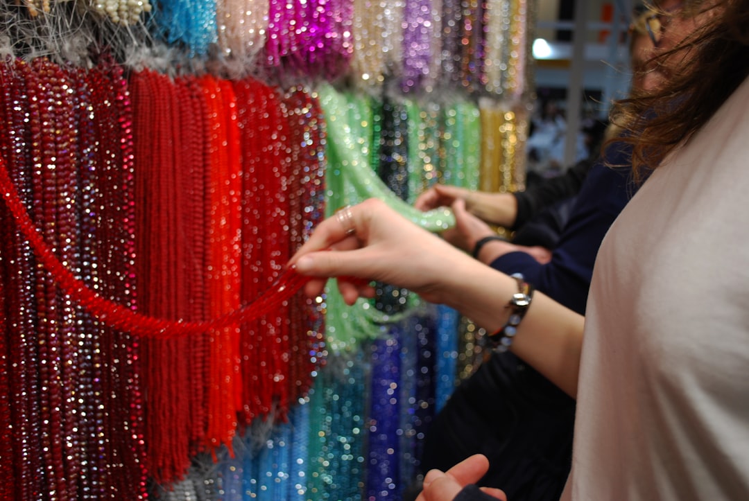 SpaceXの宇宙データセンターが画像生成AIを加速？Web制作者・開発者が今知るべきこと