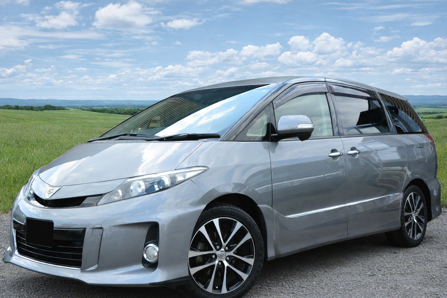 トヨタ　エスティマ