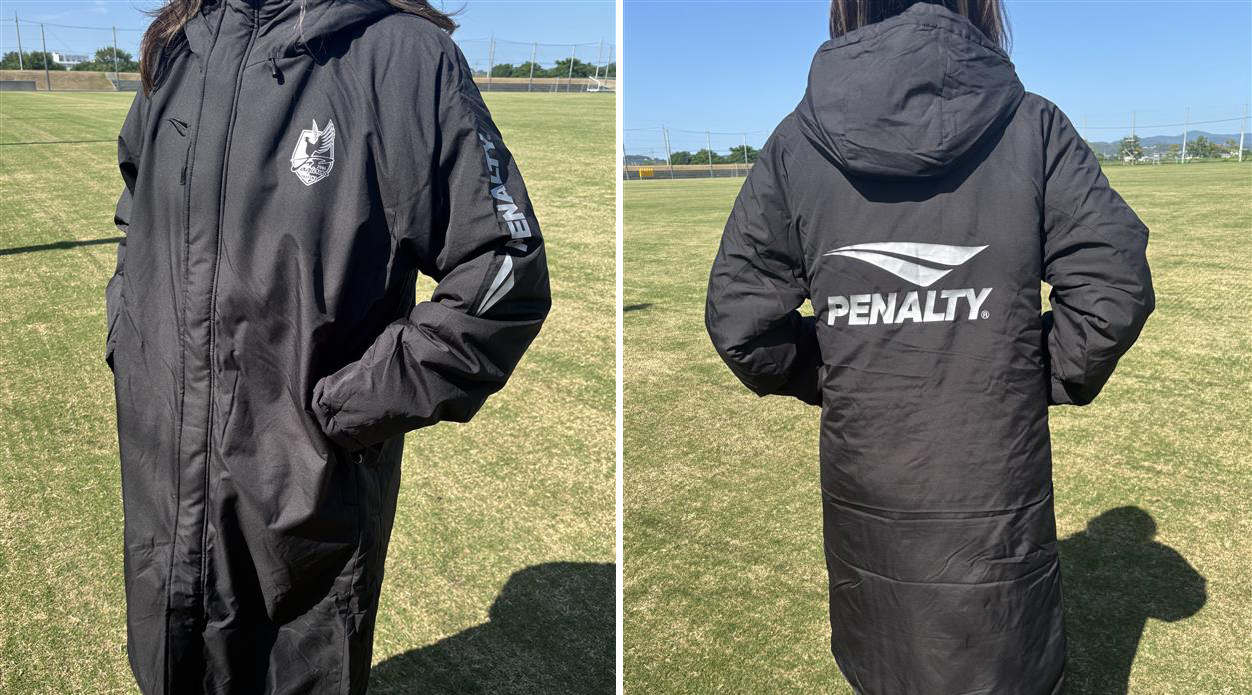 ファジアーノ岡山 ペナルティ コラボパーカー　選手着用モデル　移動着 ファジアーノ岡山 ペナルティ コラボパーカー 選手着用モデル
