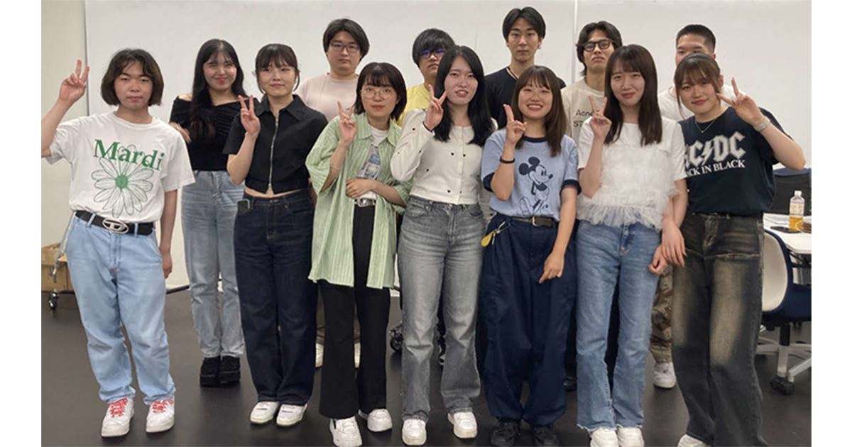自治体や企業からの依頼で映像制作 演出家や海外学生との共同制作も