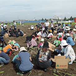 食文化を通じて地域をPR―日本一の芋​煮会フェスティバル