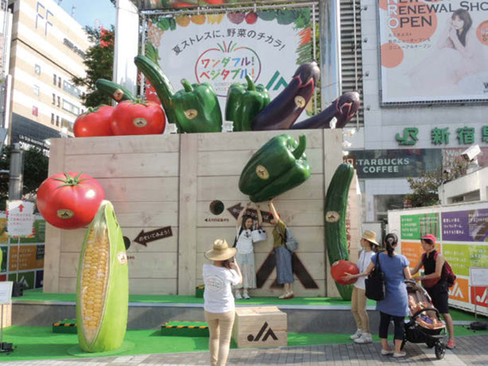 野菜の香りで惹きつけるOOHプロモーション | 宣伝会議