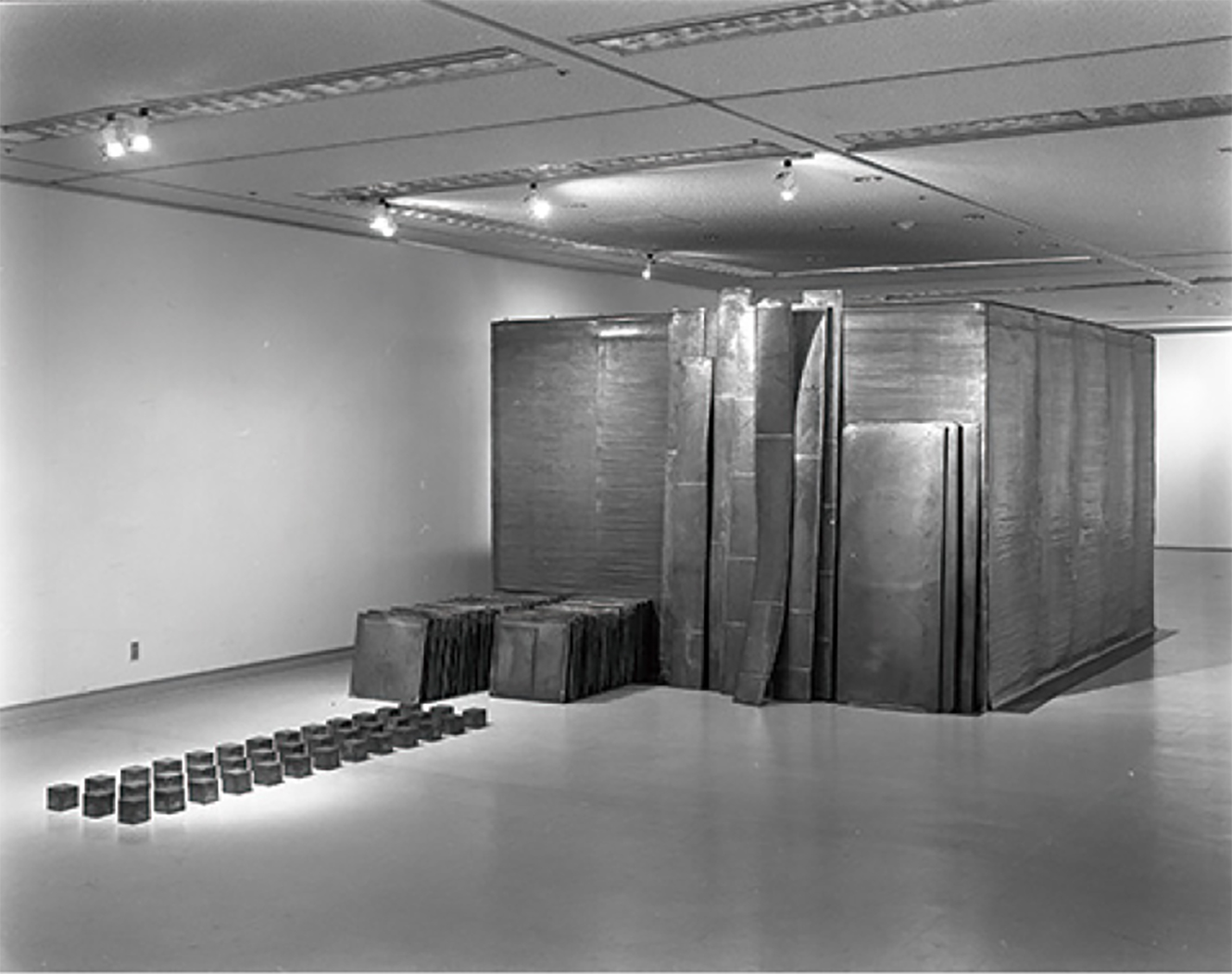 若林奮 彫刻展 DAISY ほか今月の展覧会 | ブレーン