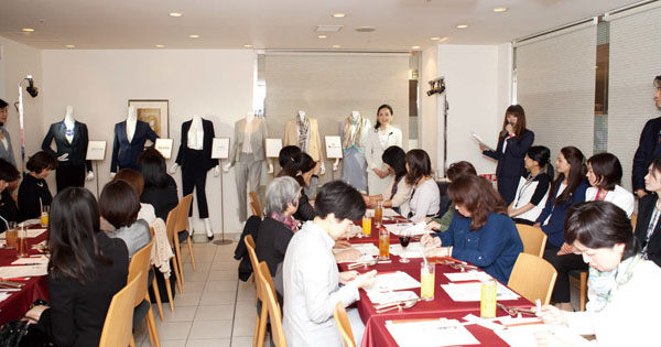 女性管理職コーディネートに市場の生まれる兆しあり？