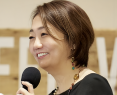 磯貝 友紀 氏