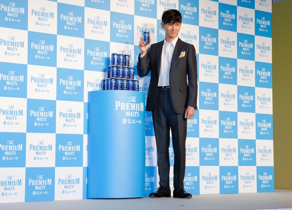 競合激化のプレミアムビール市場 松田翔太出演のPRイベントをジャッジ