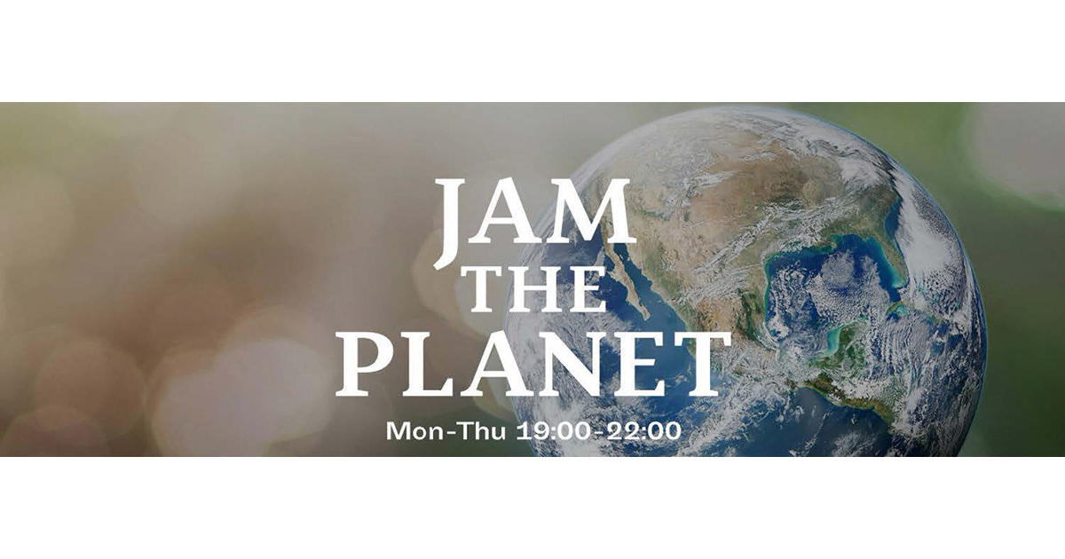 各分野の専門家が日替わりで登場、J-WAVE『JAM THE PLANET』の編集方針は？