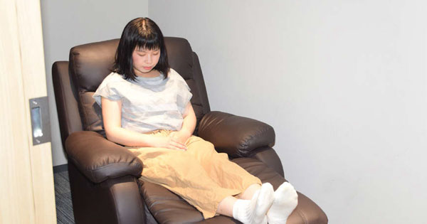 業務中に30分のお昼寝もOK？ 生産性向上へ仮眠実験も