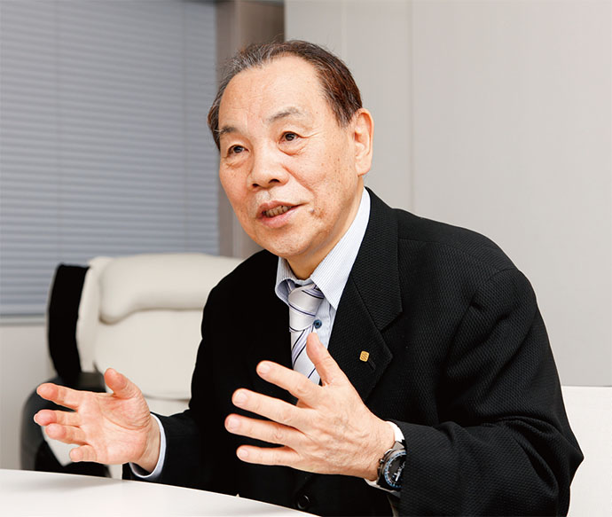 企業にマッサージチェア提供、法改正で社員のストレス軽減を提案