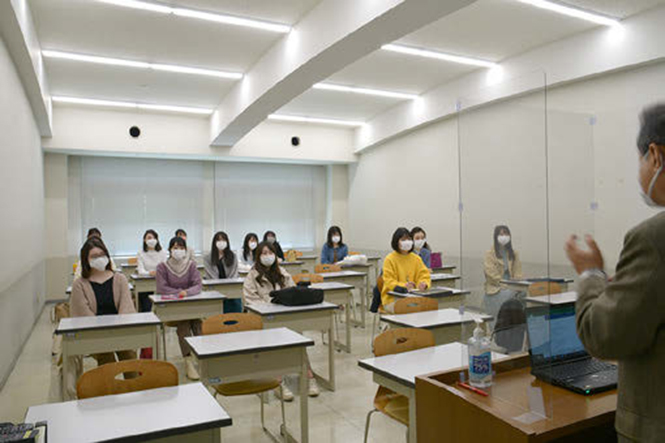 Amazon.co.jp: 日本人の情報行動2020 : 橋元 良明: 本