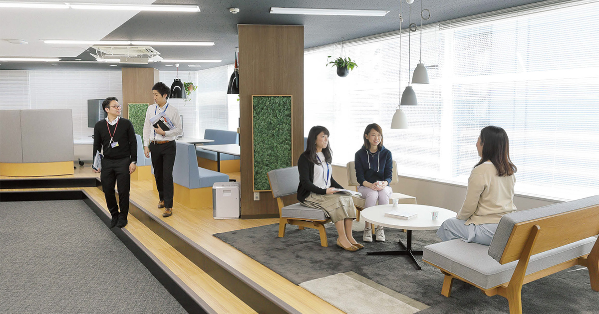 ブラザー販売の東京事業所新オフィス 狭小空間に散りばめられたアイデア