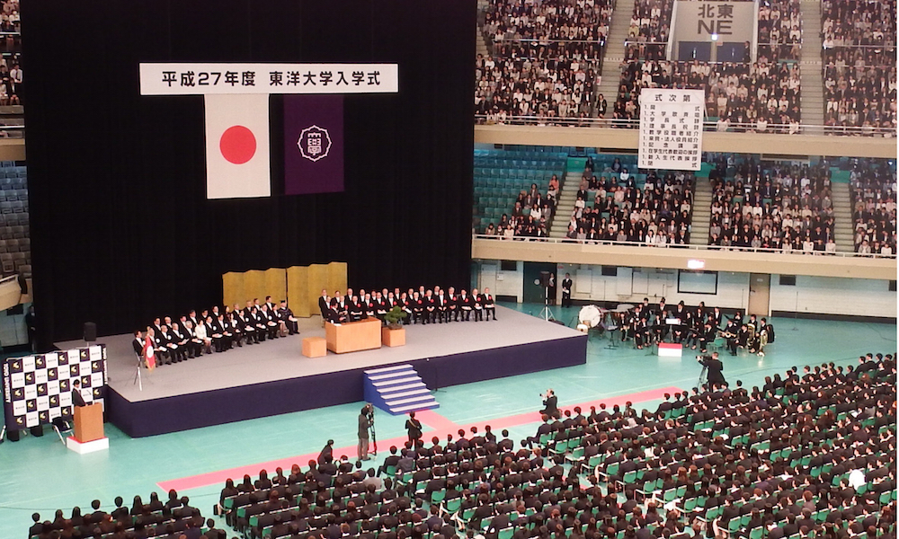 新年は大学広報も大忙し！ クレーム対応と学生アスリートの会見