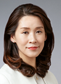 橋爪 麻紀子 氏