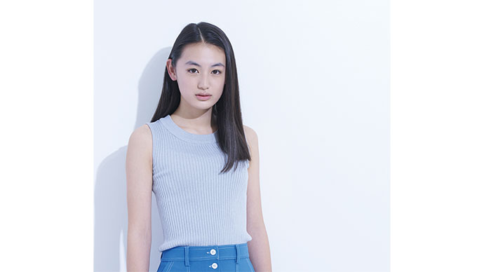 みずみずしく輝く15歳 八木莉可子の魅力とは