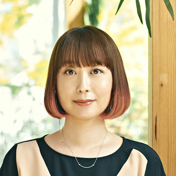 えぐちりか氏