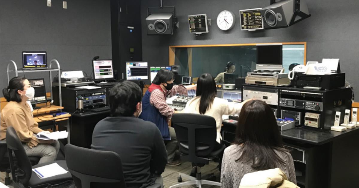 [PR] 直川隆久さん指導でラジオCMを制作