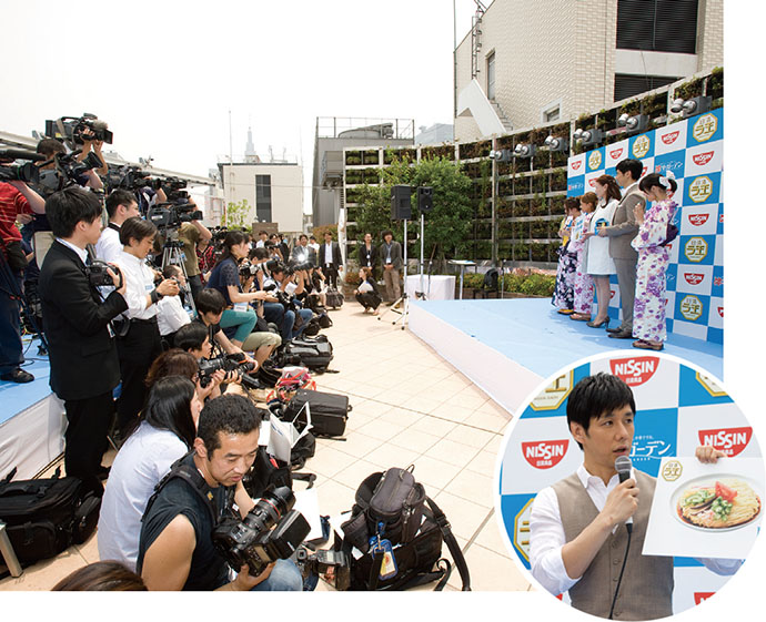 [PR] ビアガーデンで冷し中華、日清ラ王のPRイベントを採点
