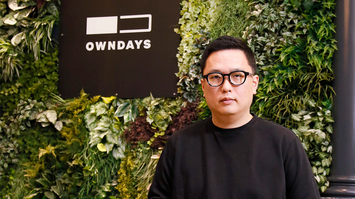 成長の鍵握る 海外出店と「やさしいDX」OWNDAYS 海山社長の〝顧客起点〟戦略