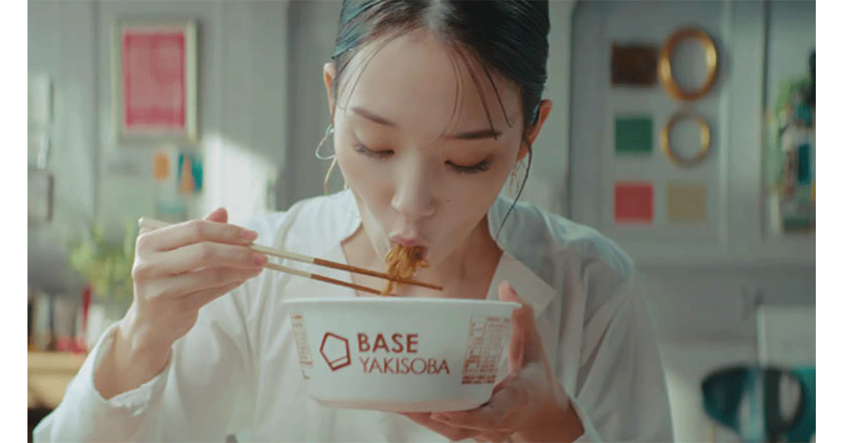 完全栄養のカップ麺を再発売「罪悪感なく食べられる」ギャップと美味しさ表現