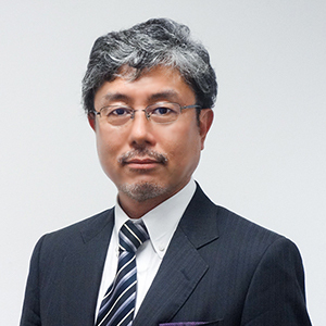山崎 直実 氏