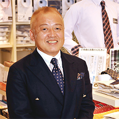 ビジネスシャツ業界で販売数トップ、東京シャツの販促視点