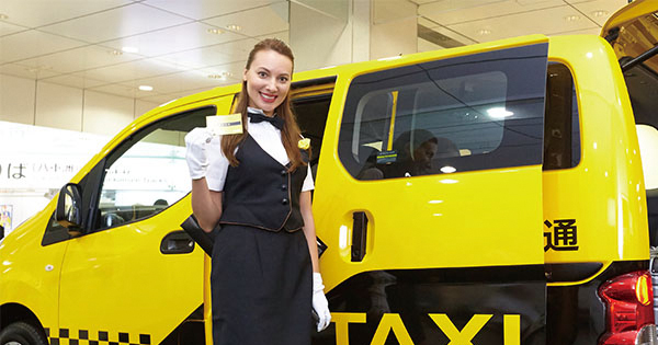イエローの車体が記憶に残る　駅での無料チケットサンプリング
