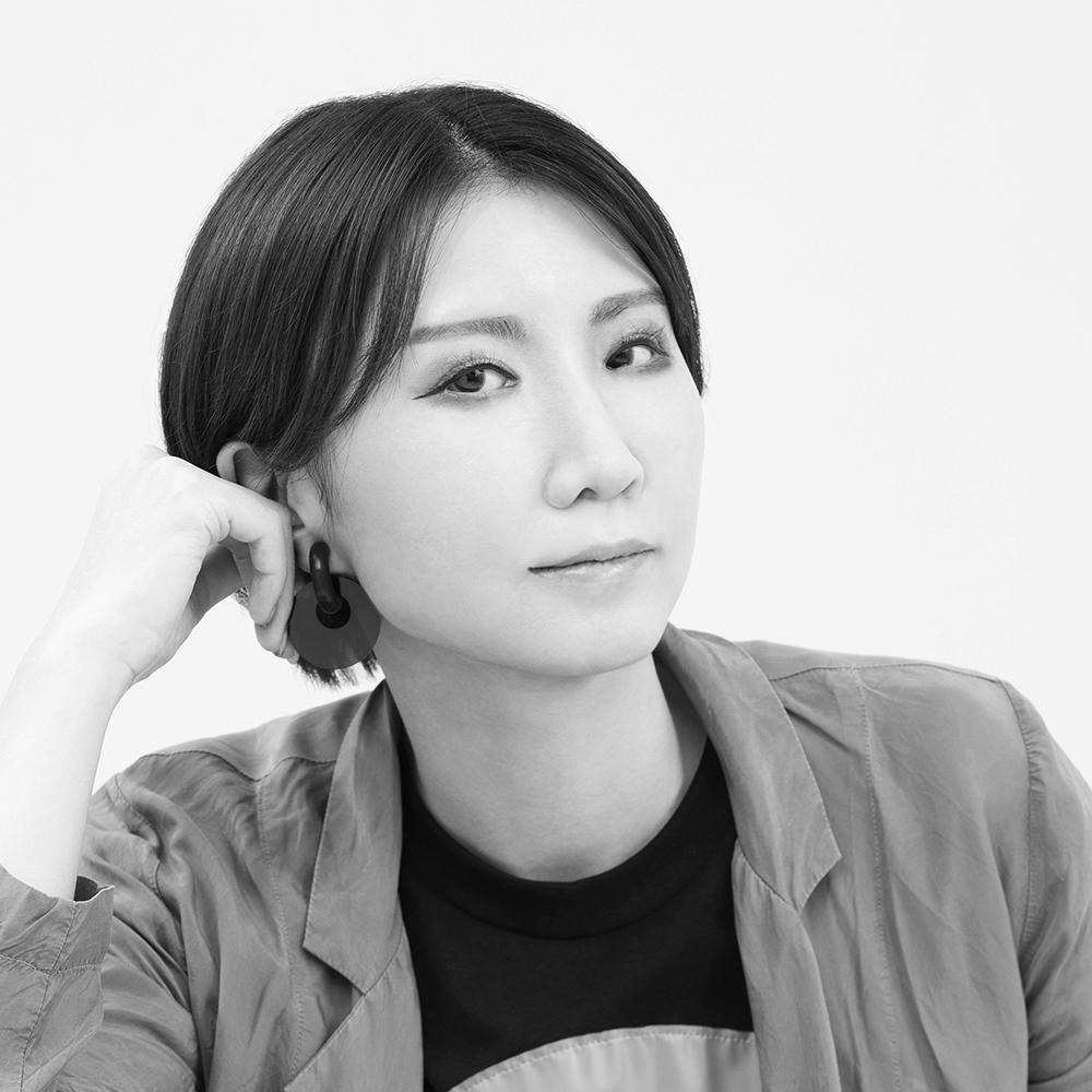 石本香緒理氏