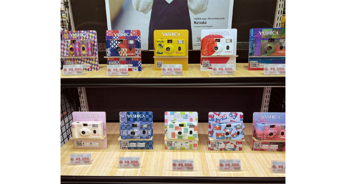 先進の売り場の中の、昭和レトロな世界観