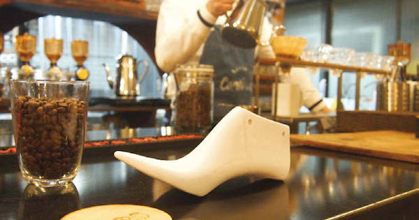 [PR] 3Dプリンターでカスタムオーダー 本格コーヒーも楽しめる「靴工房カフェ」がオープン