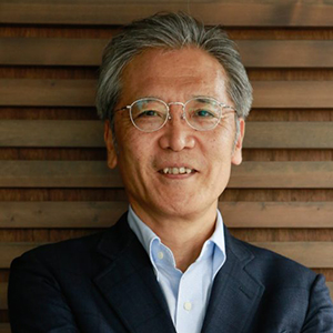 安本 隆晴 氏 