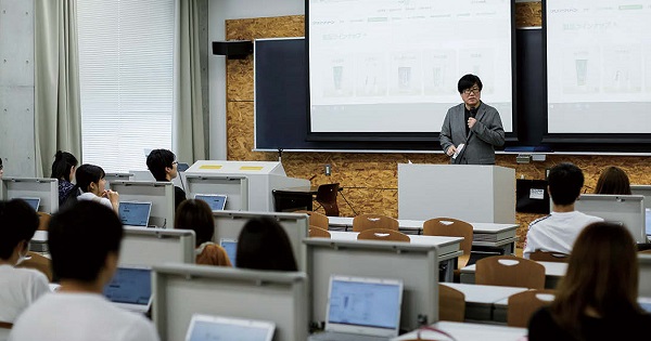 俯瞰的な立ち位置で情報をつなぐ―成城大学  小宮路雅博ゼミ訪問