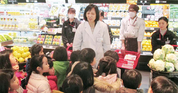[PR] 青果売り場で食育 体験者数はのべ502人 マックスバリュ北海道