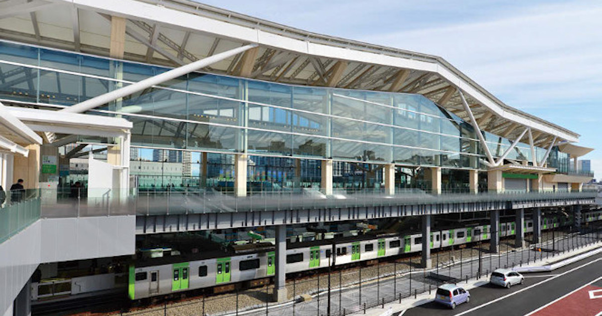 「広告枠がほぼない」新しい駅の形
