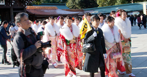 56年目となった新年の恒例イベント「はとバスガイド成人式」に潜入
