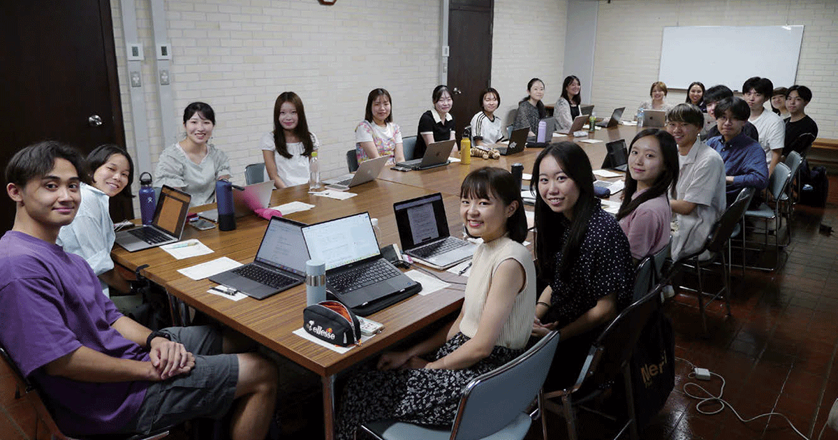 ディスカッションを通してクリティカルシンキングを学ぶ―国際基督教大学 稲葉祐之研究室