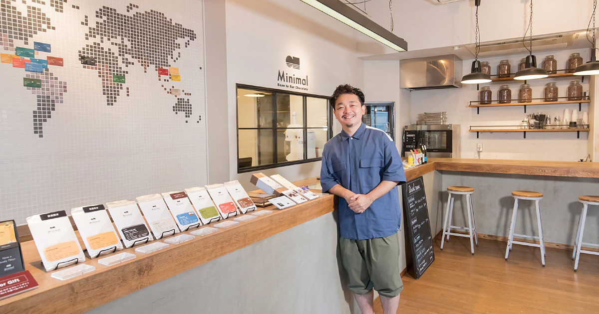自由に試食、サブスクを展開するチョコ専門店山手通り沿いの店舗ではワークショップも開催